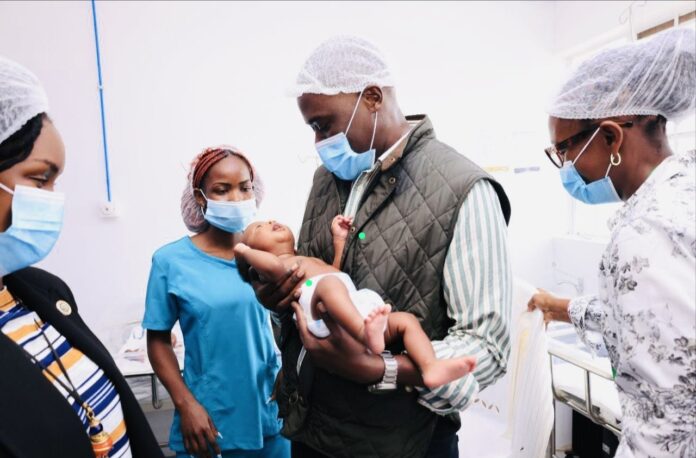 81e03cac-8462-400e-8375-51fc76cee6d5